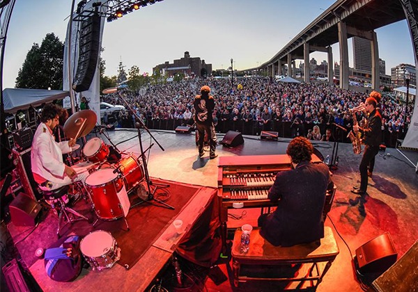 Buffalo Canalside